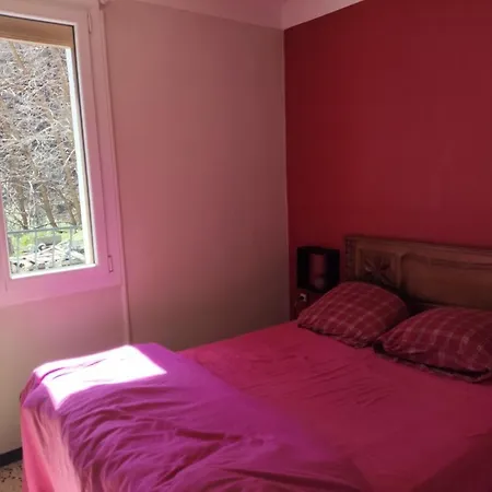 2 Doubles, Jusqu'à 6 Couchages Appartement Fontpédrouse